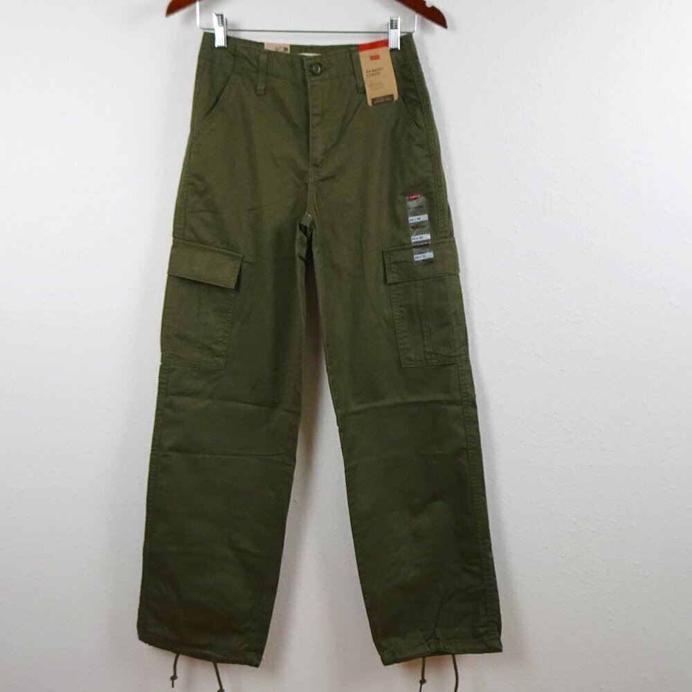Levi's Baggy Cargo Pants Women's Size 24x32 Green Loose Fit Adjustable Hem